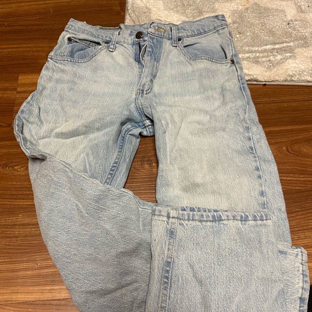 light blue wrangler jeans